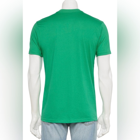 NWT A Christmas Story Leg Lamp Green Graphic Tee Size S L FRAGILEE IT’s ITALIAN! - Picture 2 of 3